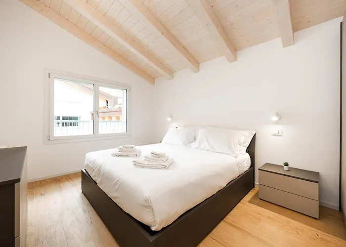 Residenza Serlio, Center, Station, Fiera Apartament